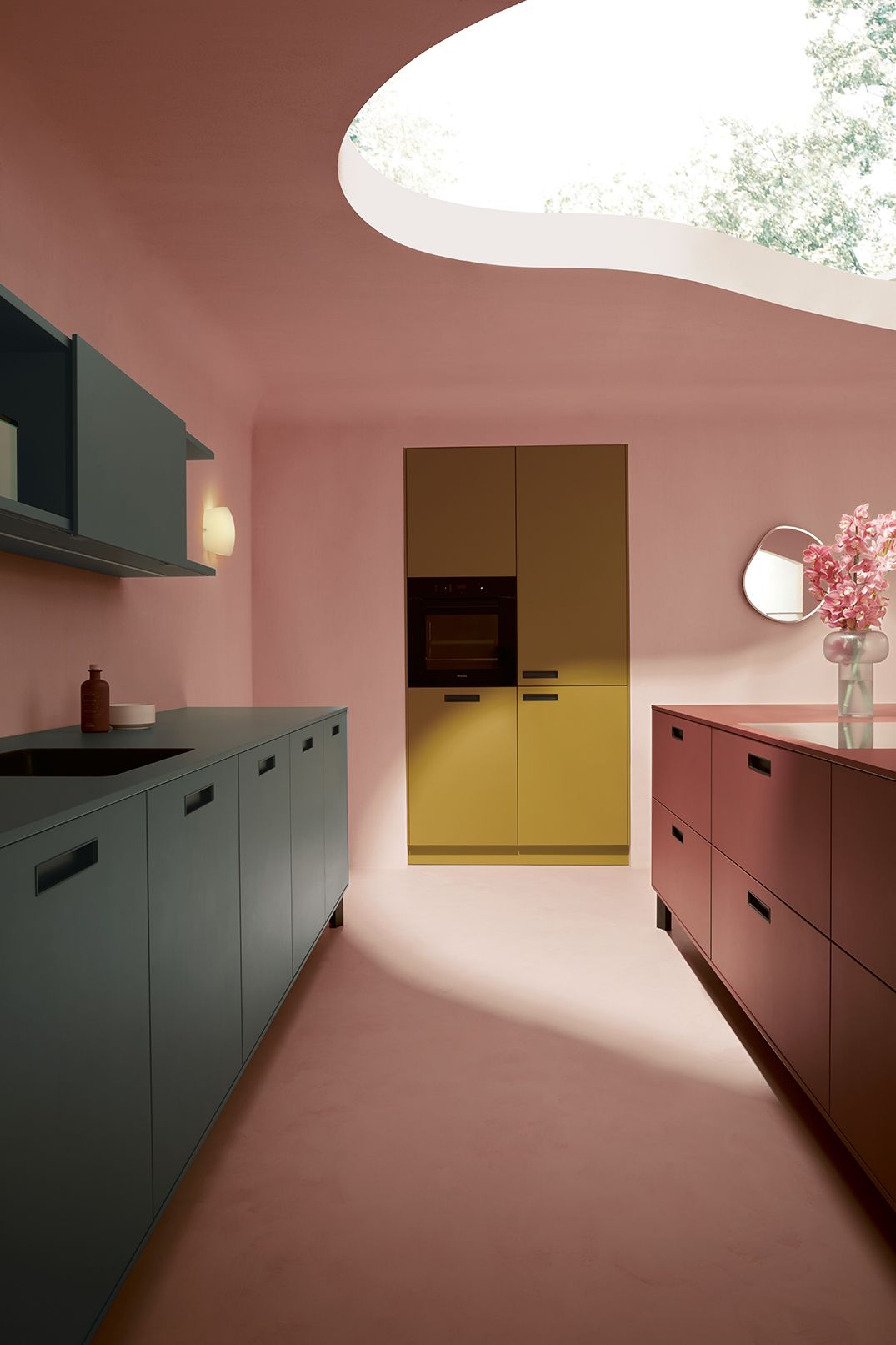 Minimalistic kitchen design cupboard overview