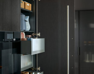 Black kitchen design vertical drawers